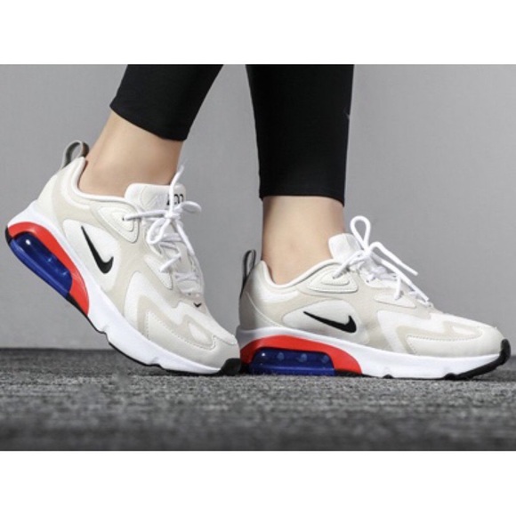 Nike Air Max 200 - Picture 2 of 10